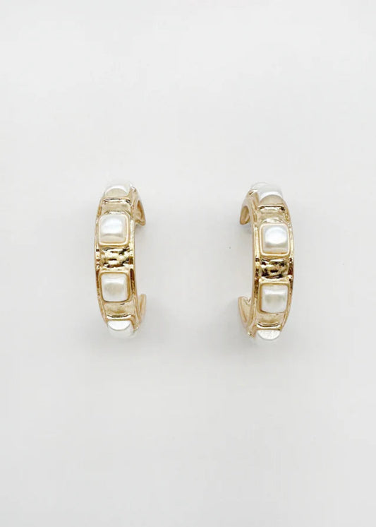 Worn Gold 1.25" Earring with Pearl Square Stone Accents