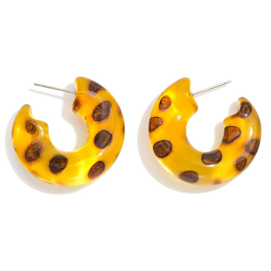 RESIN LEOPARD HOOP DROP EARRINGS