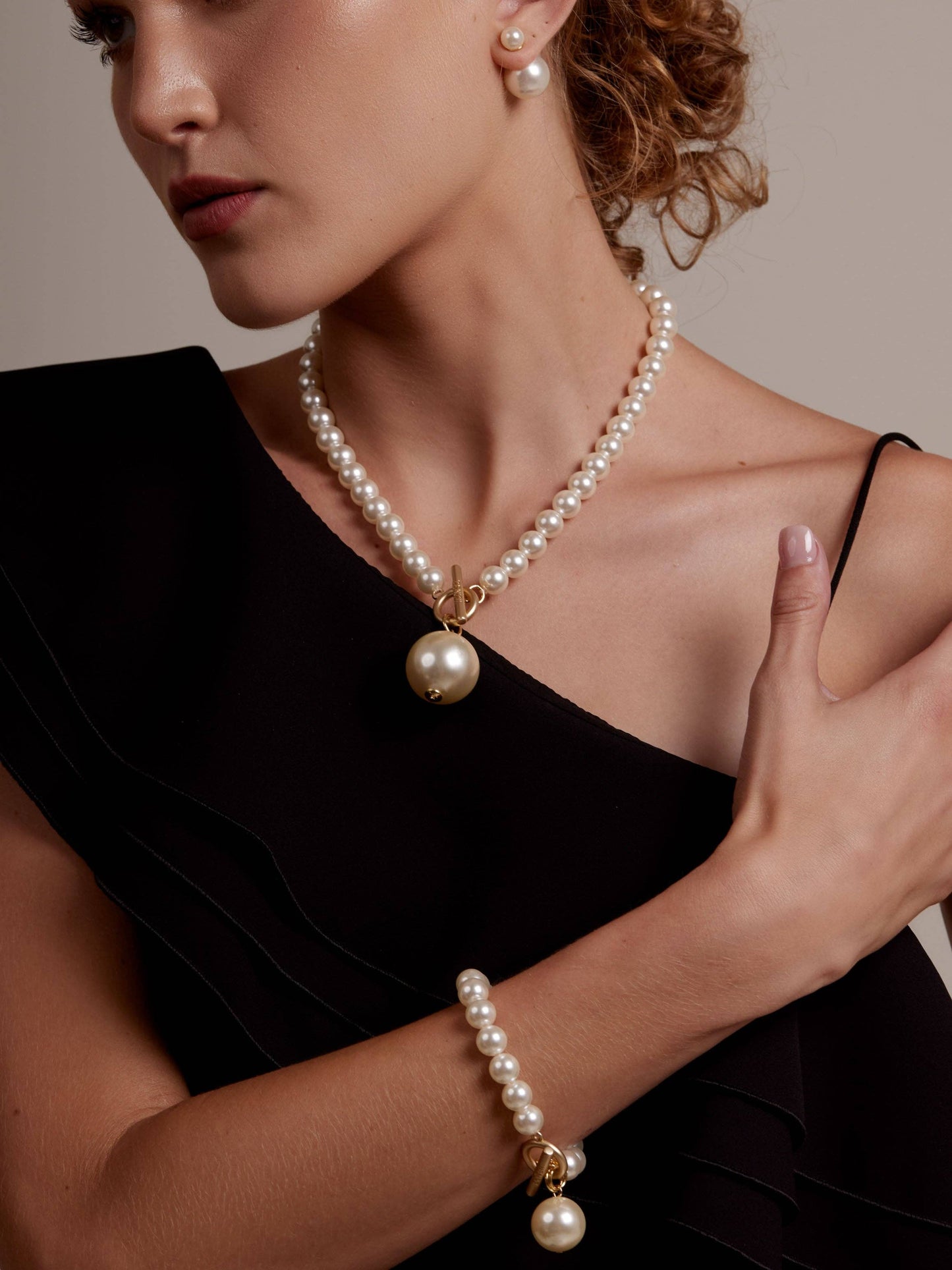 Pearl Charm and Toggle Bracelet