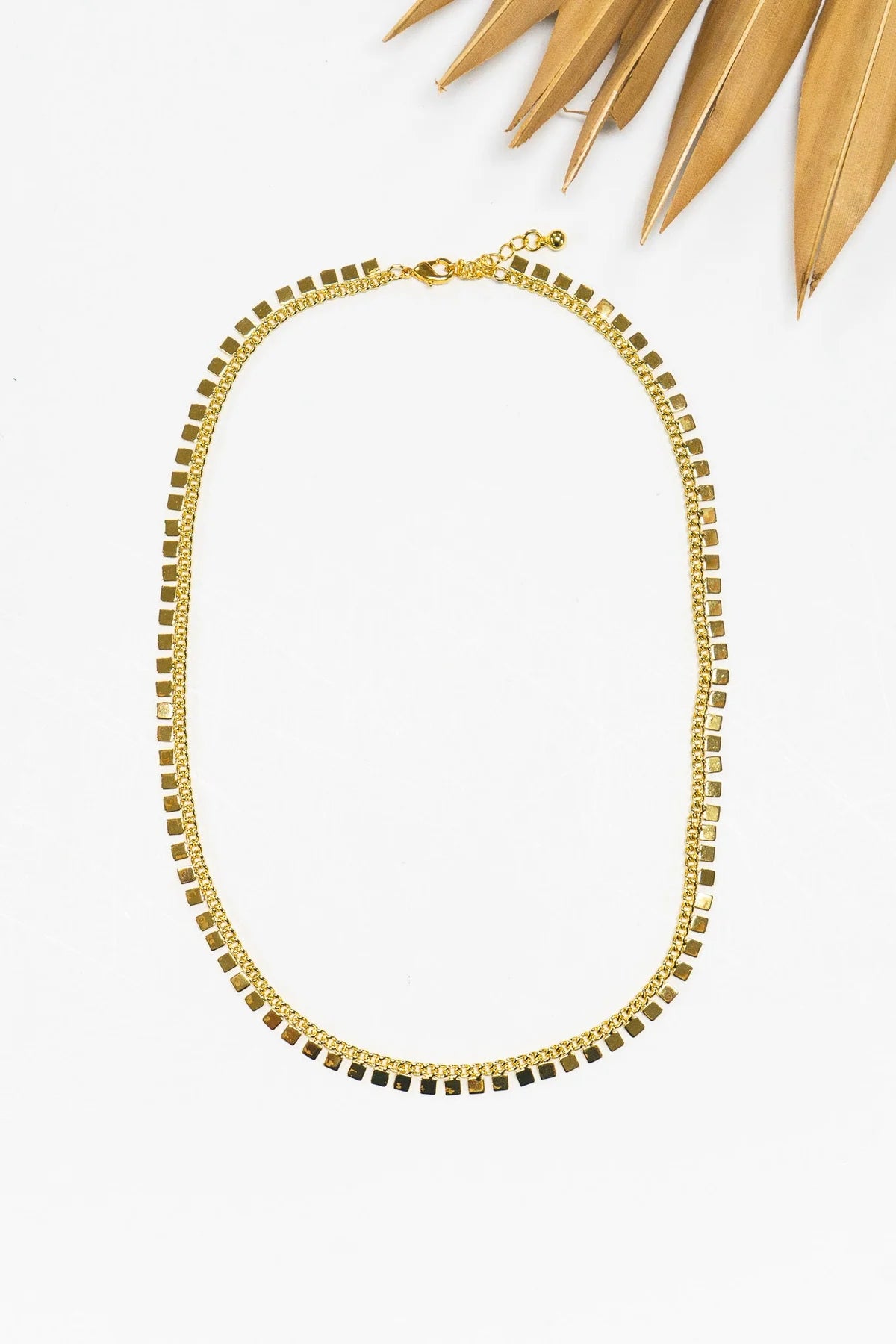 LITTLE LINK NECKLACE - SQUARE