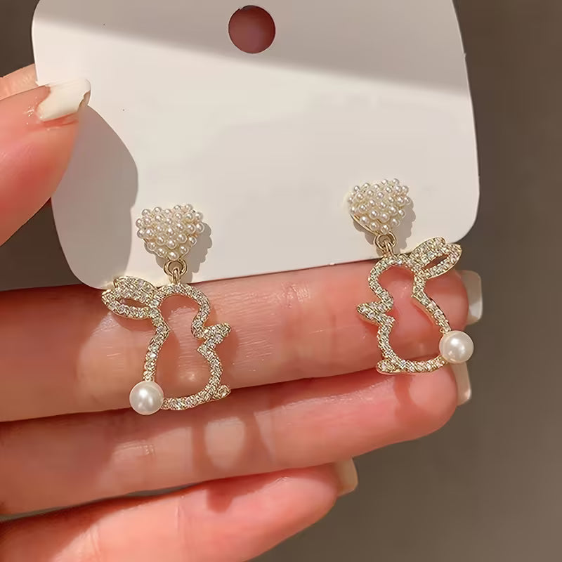CUTE BUNNY EARRINGS - PEARL AND RHINESTONE