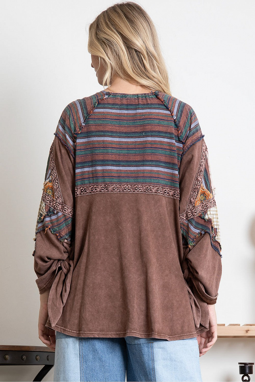 ELENA V NECK TOP : CHARCOAL