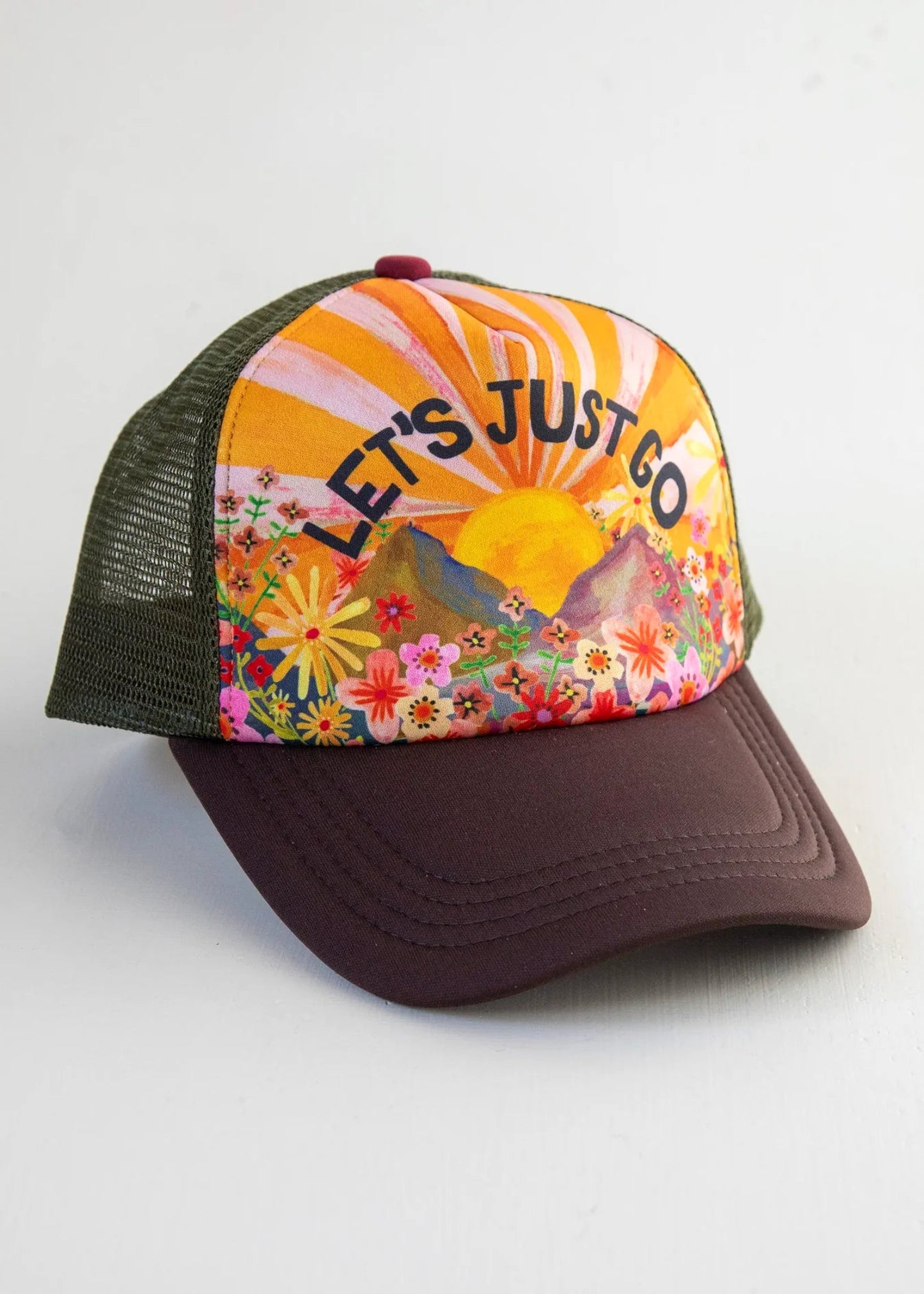 TRUCKER HAT - MOUNTAIN RANGE
