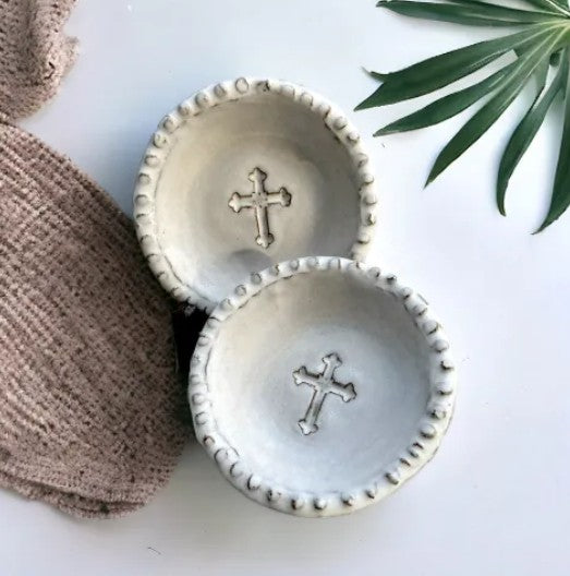 RING DISH WITH CROSS SAVANNAH