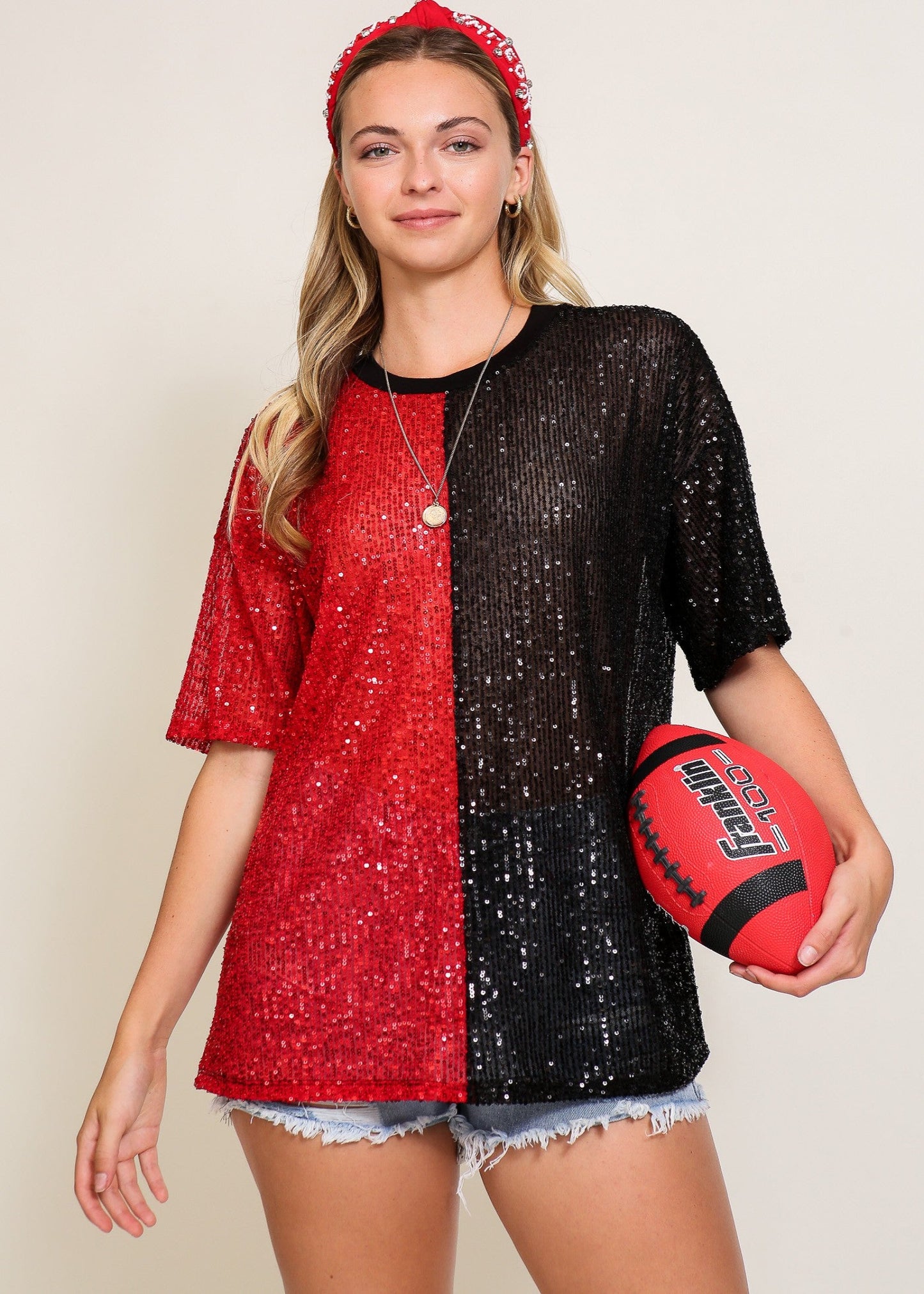 ROUND NECK SHORT SLEEVE SPLIT COLOR TOP - RED AND BLACK