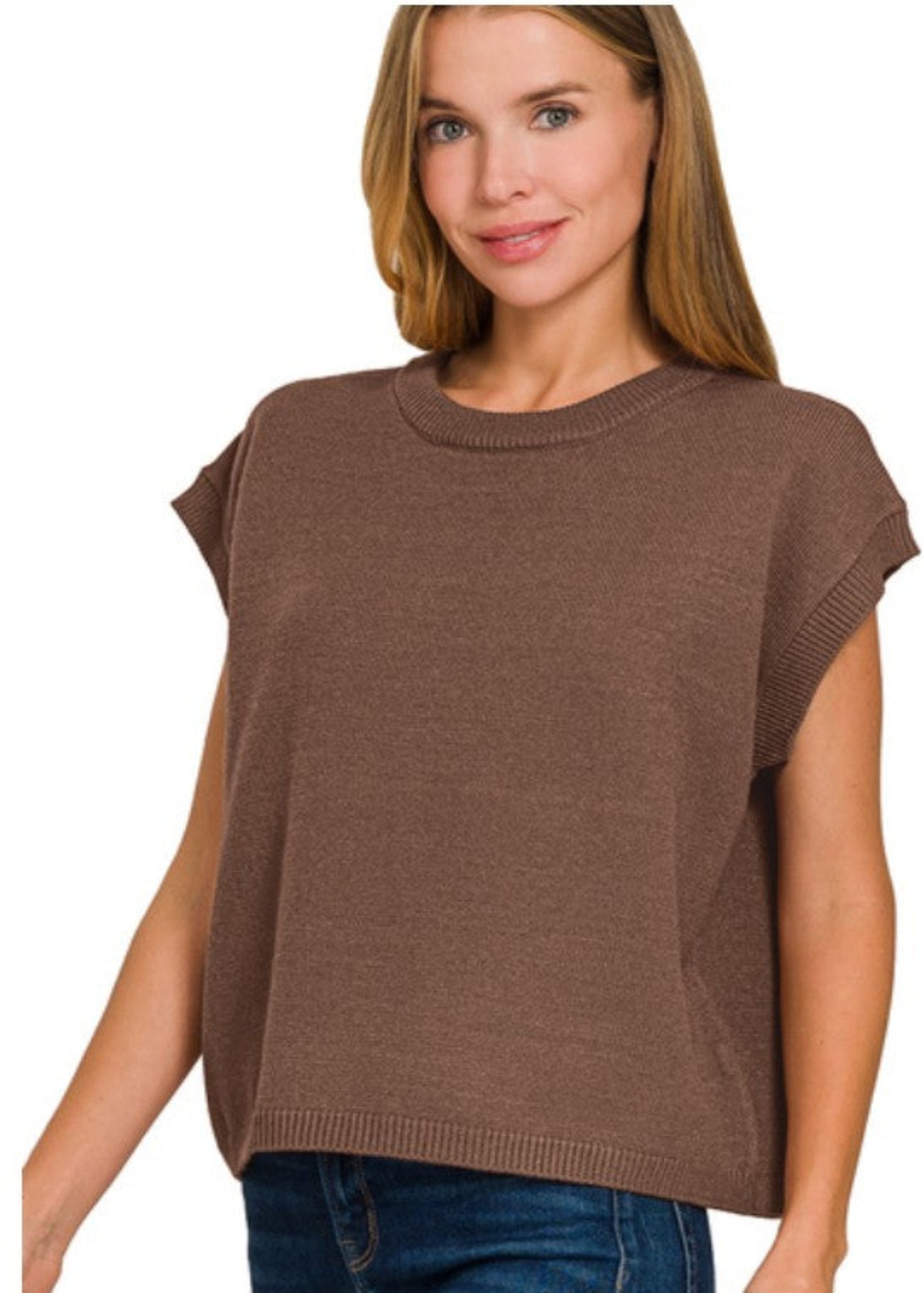 VICOSE SWEATER VEST - BROWN