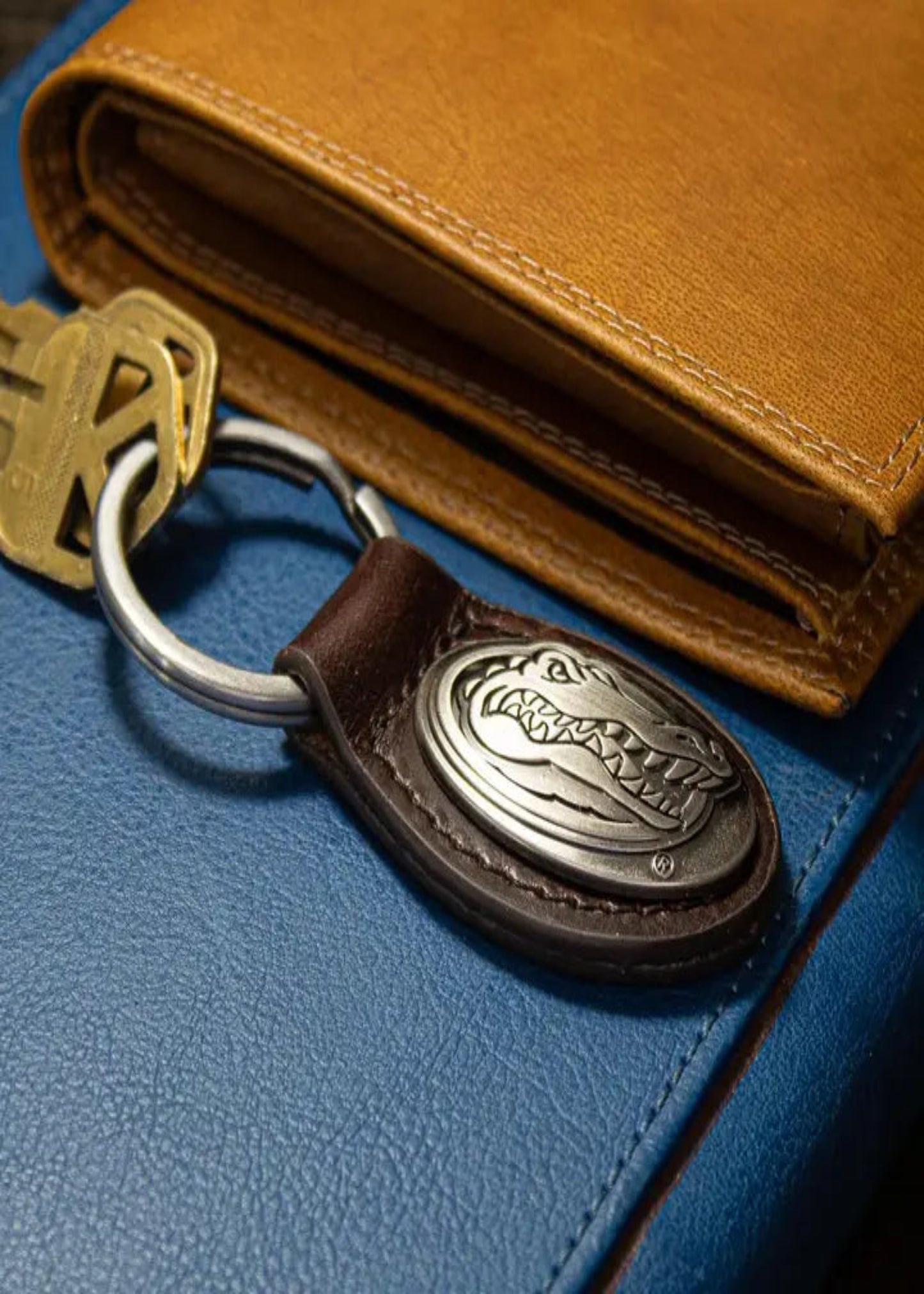 KEY CHAIN-UFL UNIVERSITY OF FLORIDA GATORS