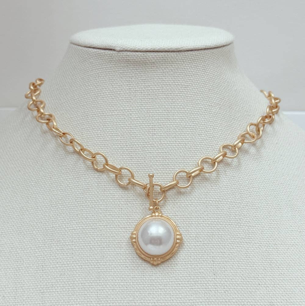 Gold Chain with Pearl Circle Charm