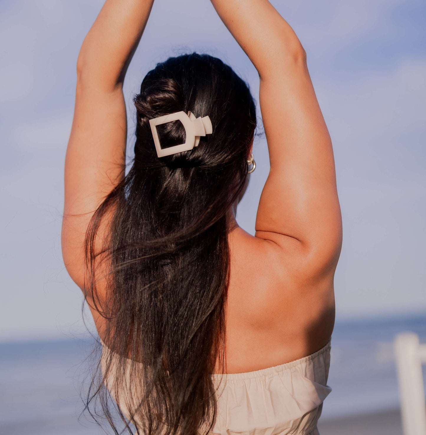 TELETIES Flat Square Hair Clip - Unbreakable Hair Accessory for Laying Back, Yoga, and Thick Hair