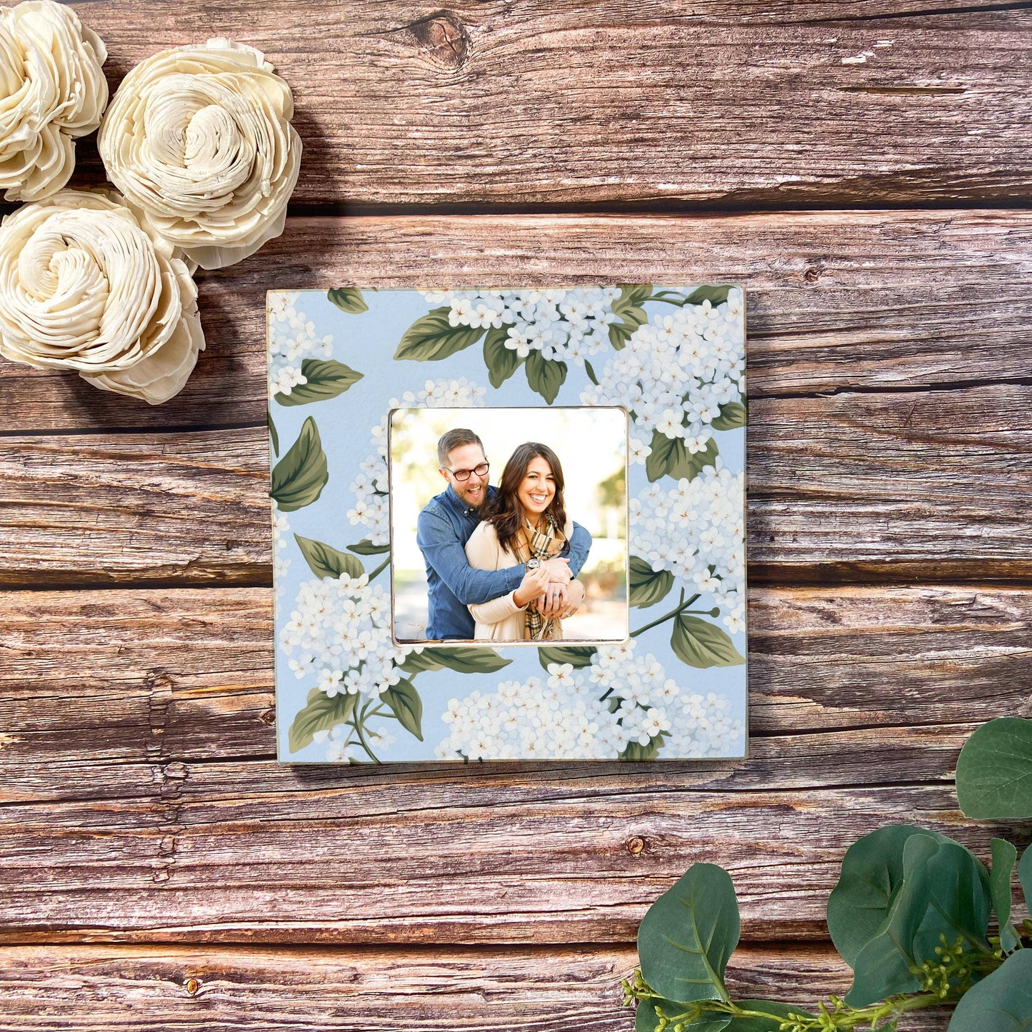 Simply Square Frame-Hydrangea Cottage
