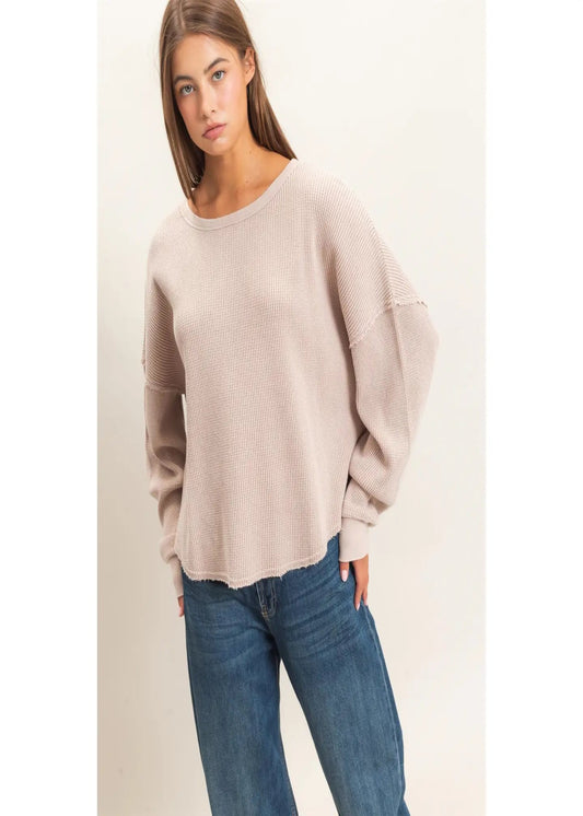 WAFFLE OVERSIZED TOP -TAUPE