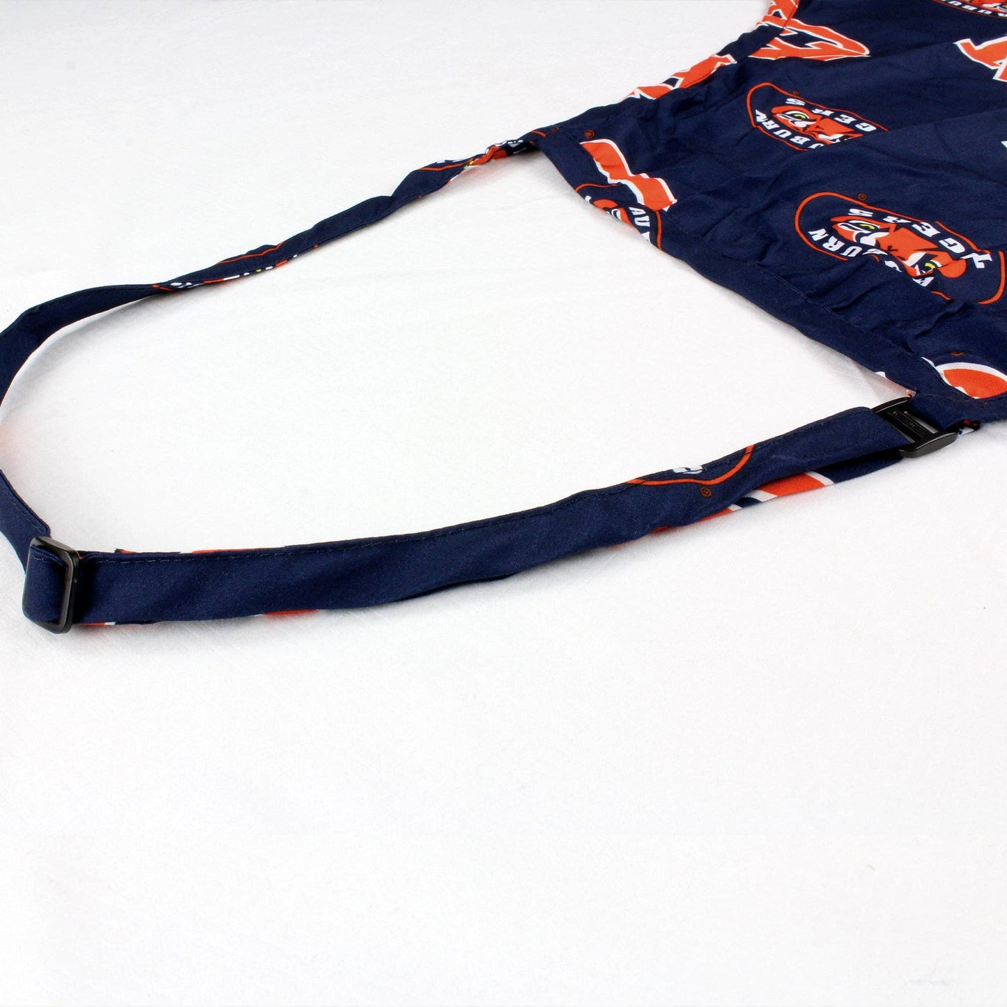 Auburn Tigers Grilling Tailgating Apron with 9" Pocket