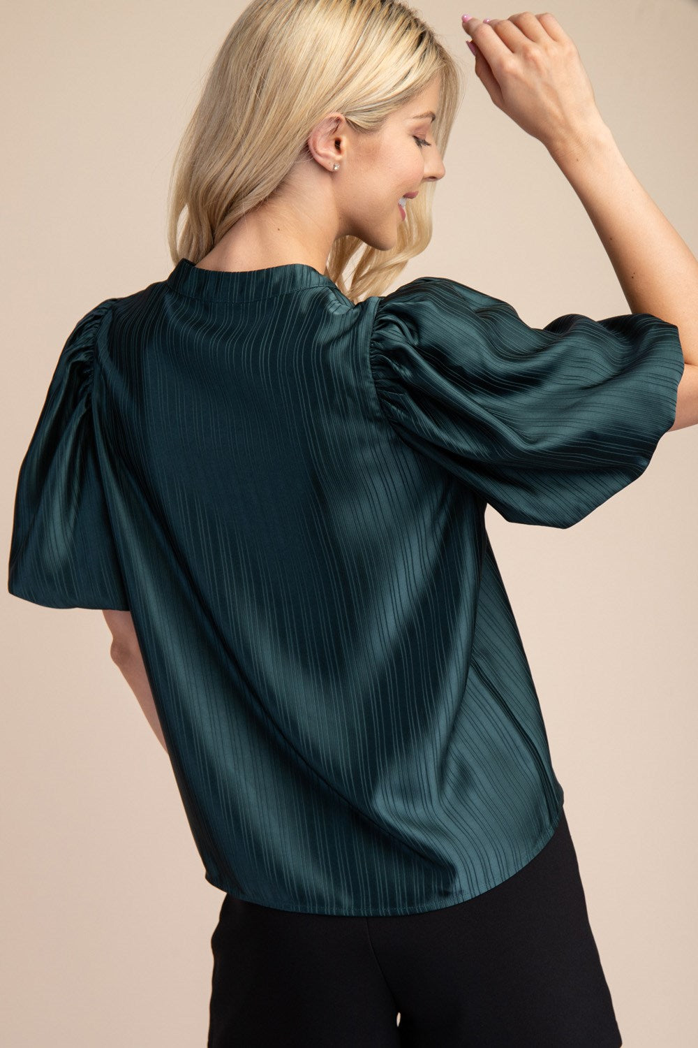 V-NECK PUFF-SLEEVE TOP- HUNTER GREEN