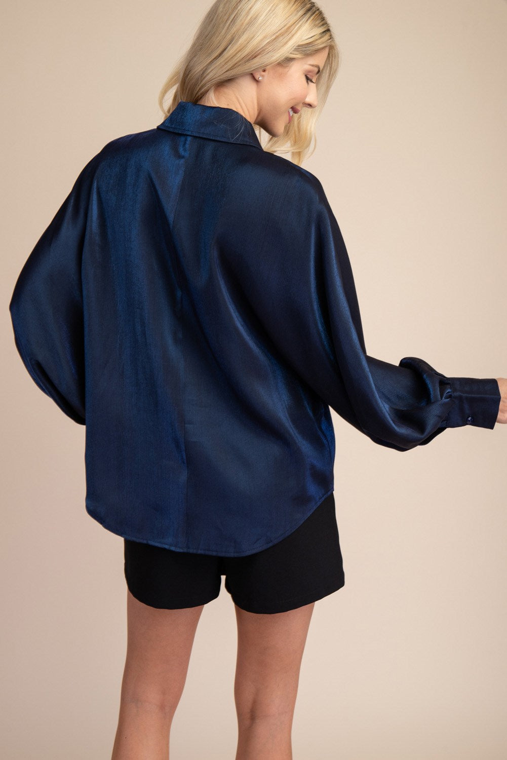 VOLUMINOUS SLEEVE BLOUSE-NAVY