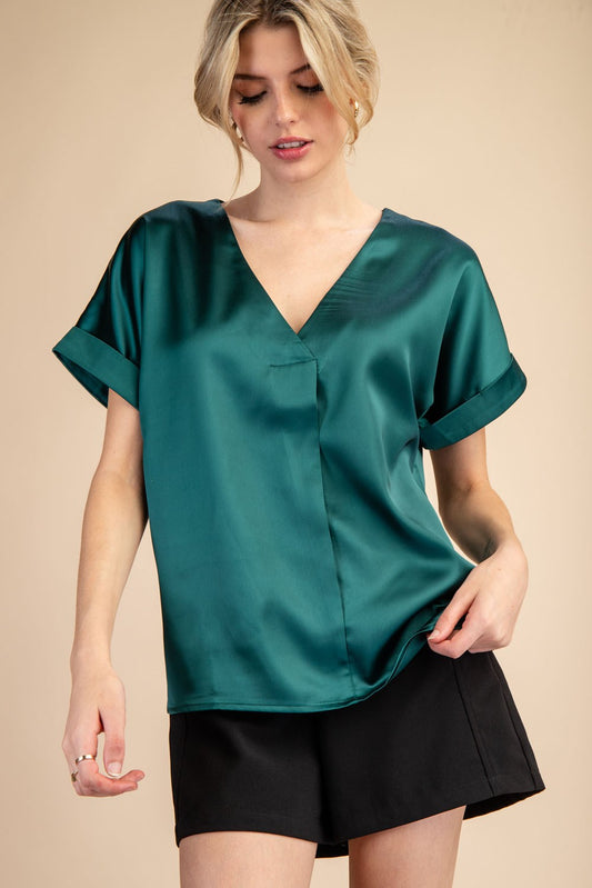 V-NECK SHORT SLEEVE TOP- HUNTER GREEN