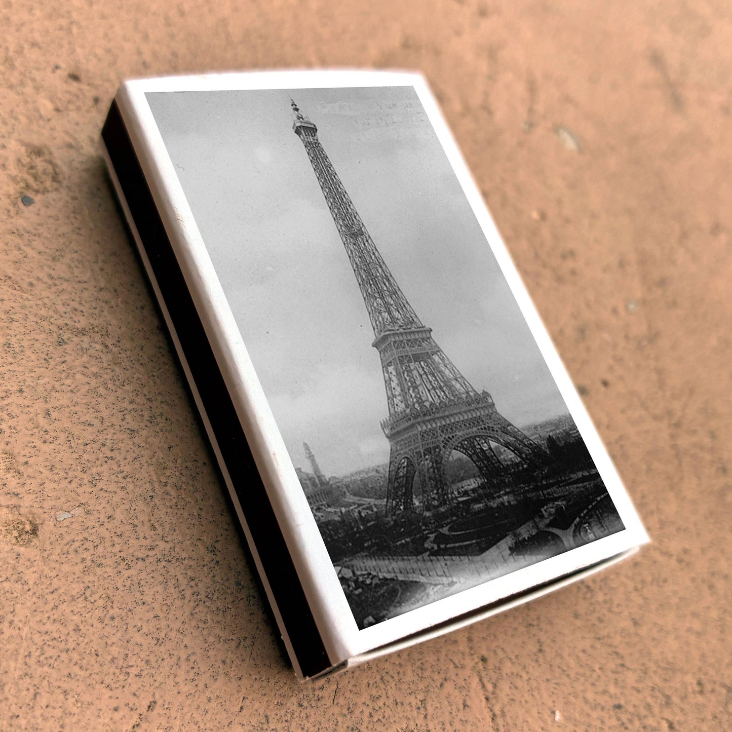 Matches - Eiffel Tower