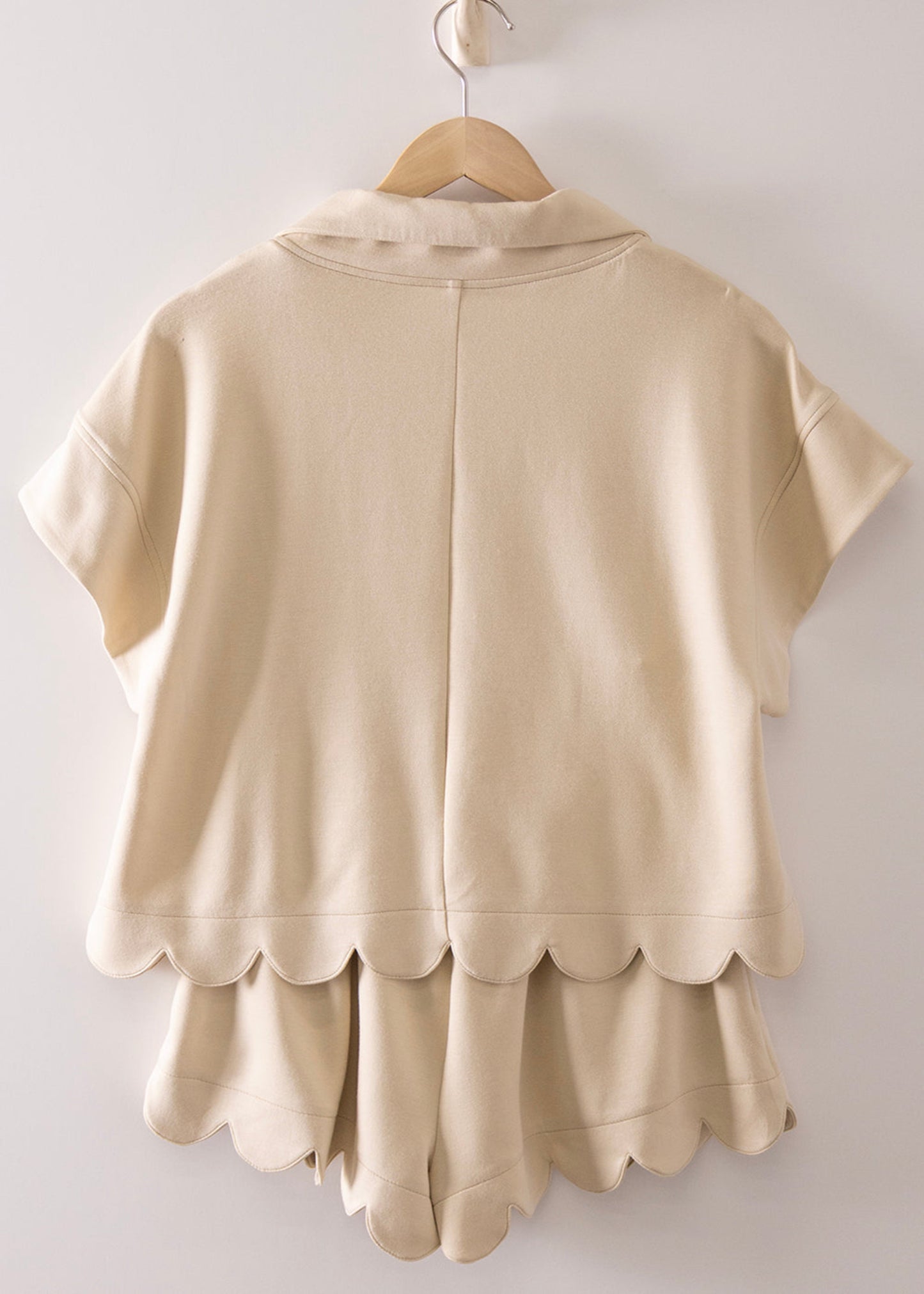 SCALLOPED HEM SET