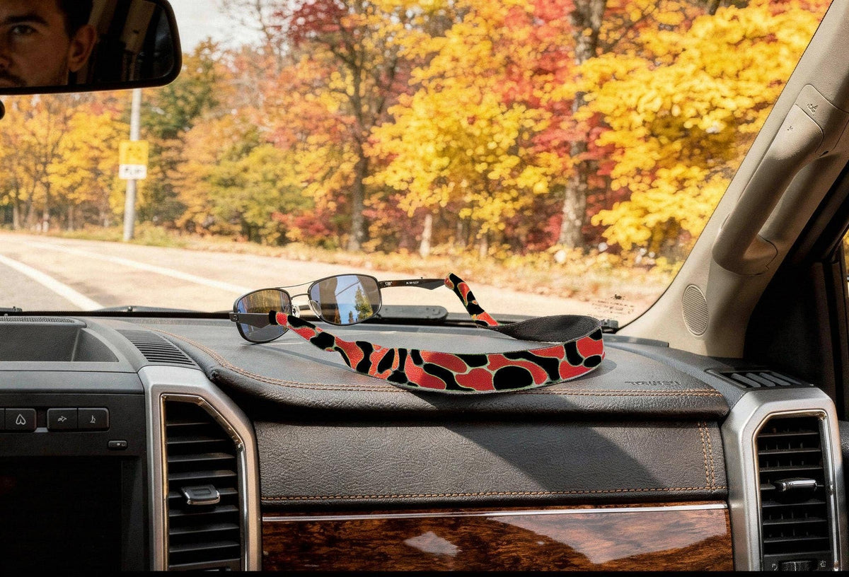 Georgia Bulldogs Color  Sunglasses Strap