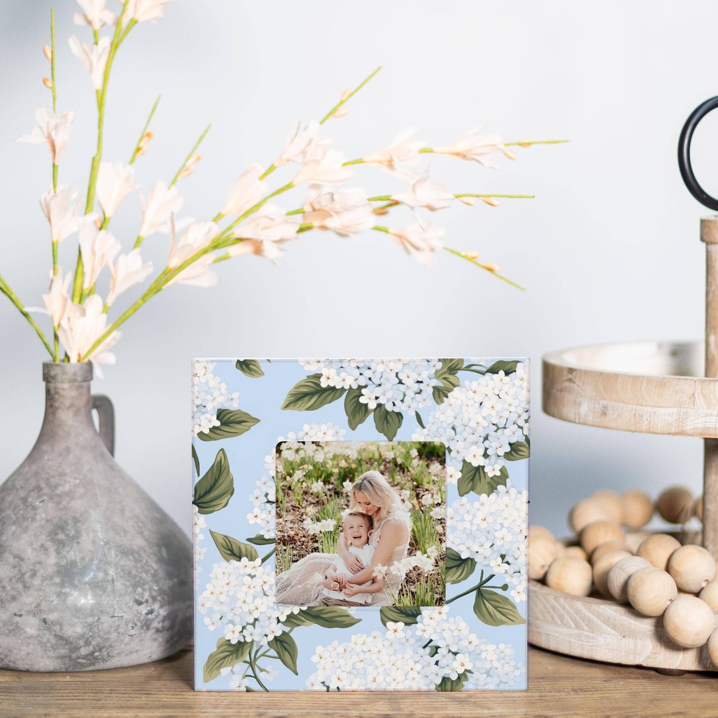 Simply Square Frame-Hydrangea Cottage