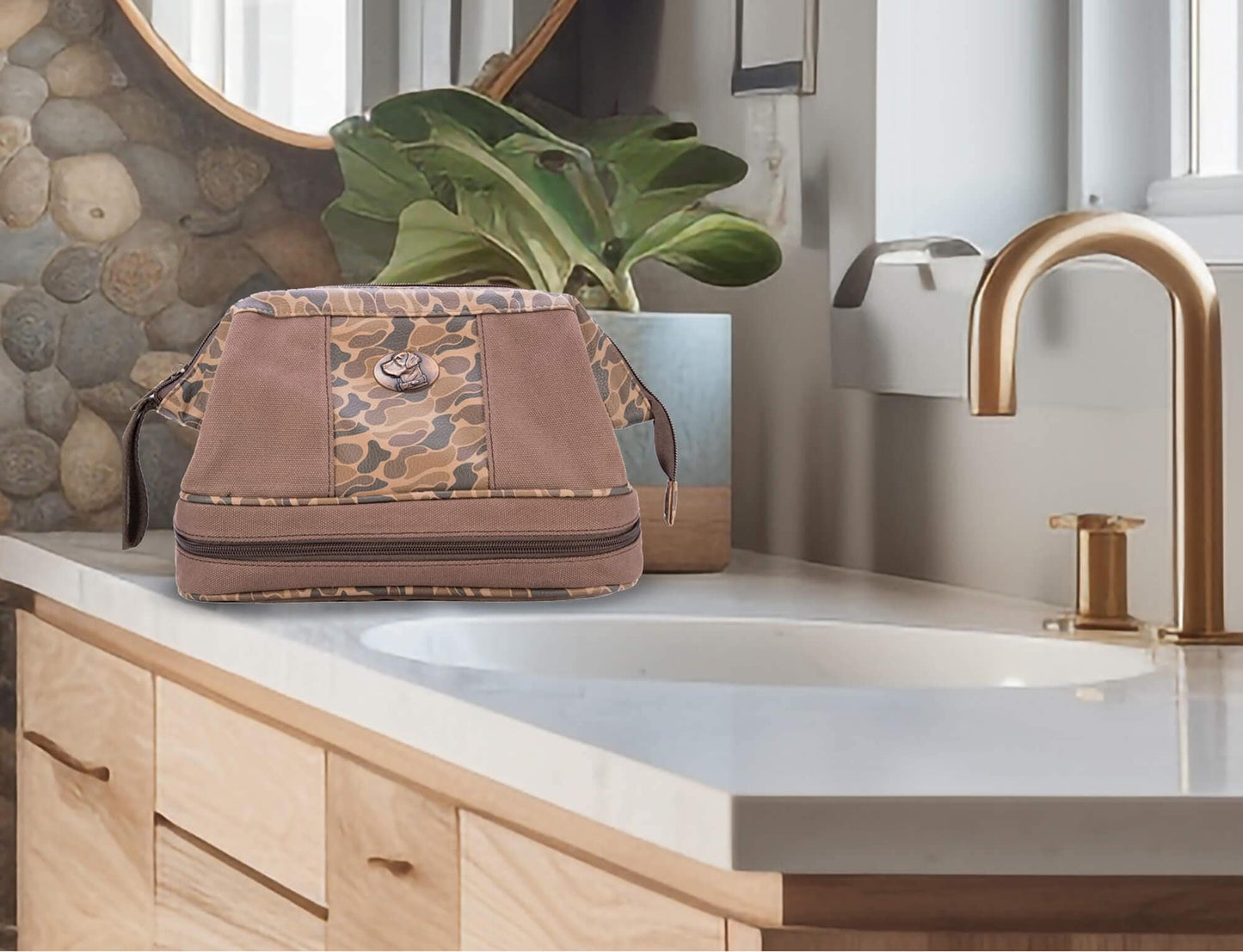 Lab Brown Waxed Canvas Old School Camo Men's Toiletry Dopp Bag.