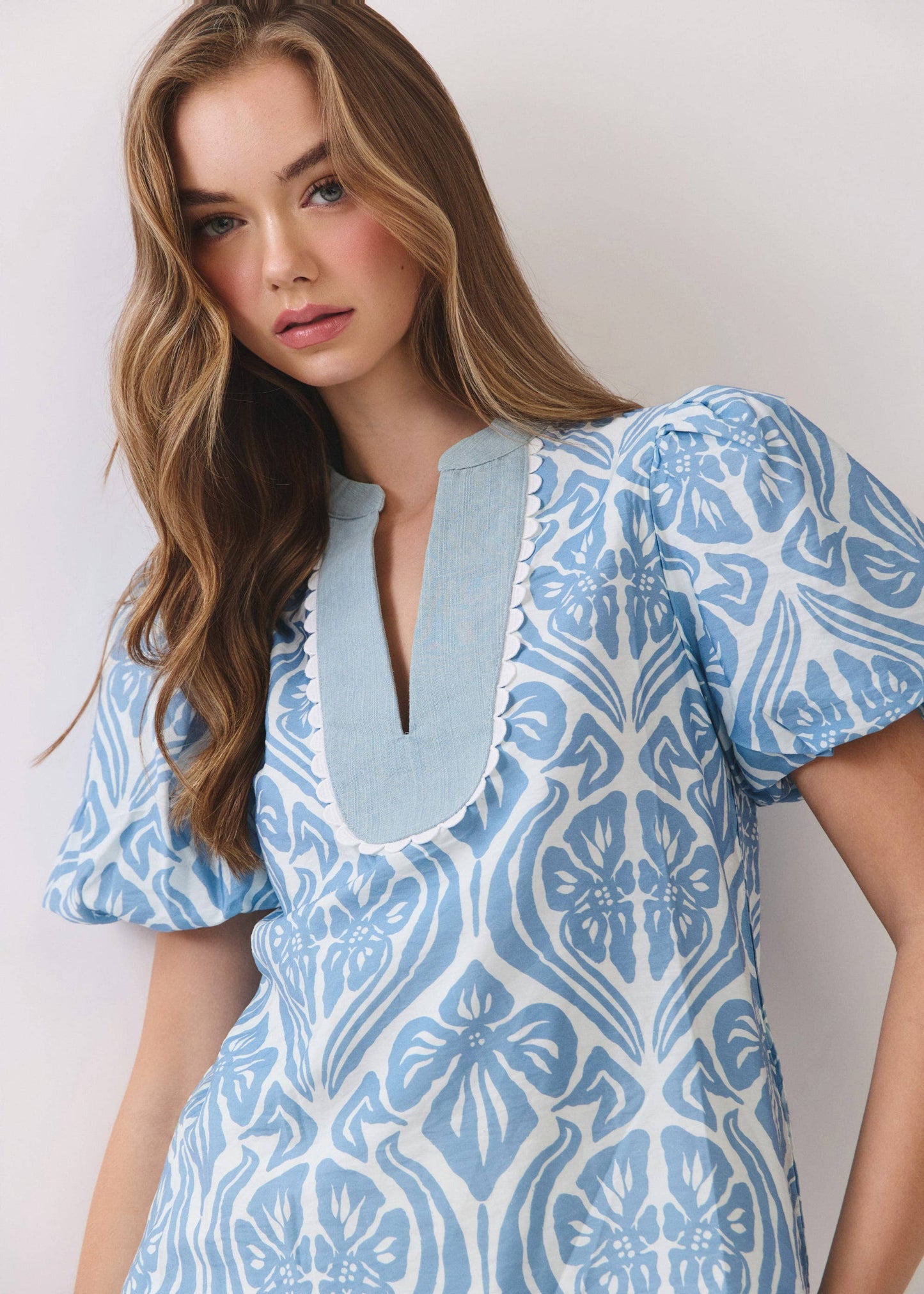 Floral Split Neckline Puff Sleeve Blouse