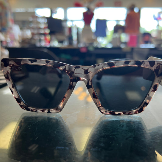 SOPHIA: 1028 BIGETORT/BRWNGRA