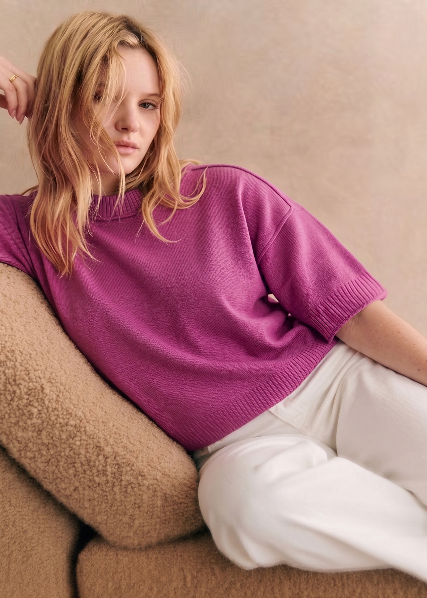 Relaxed Sweater Crew-Neck Elbow-Length Sleeve