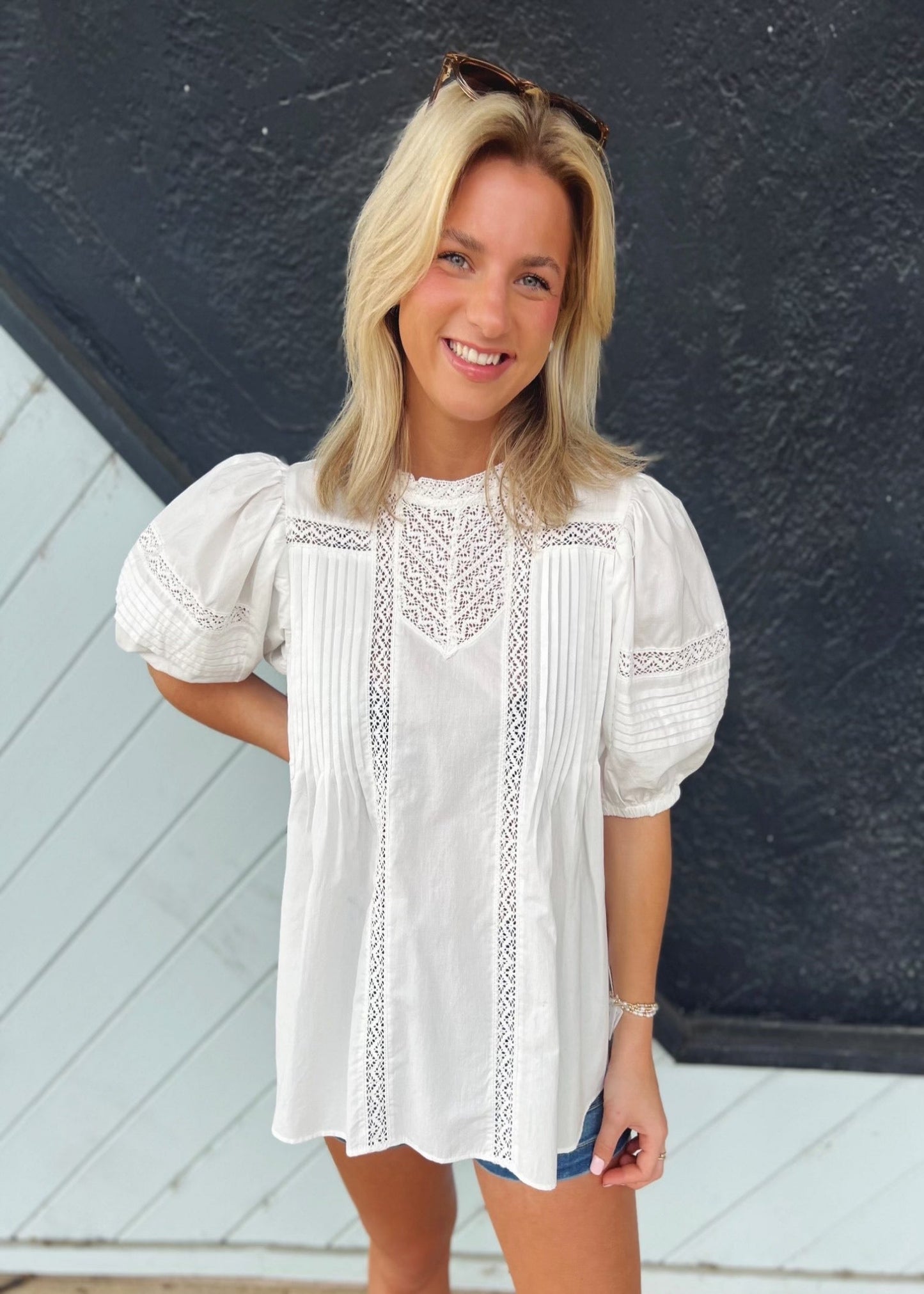 NINA SHORT SLEEVE LACE TOP - WHITE