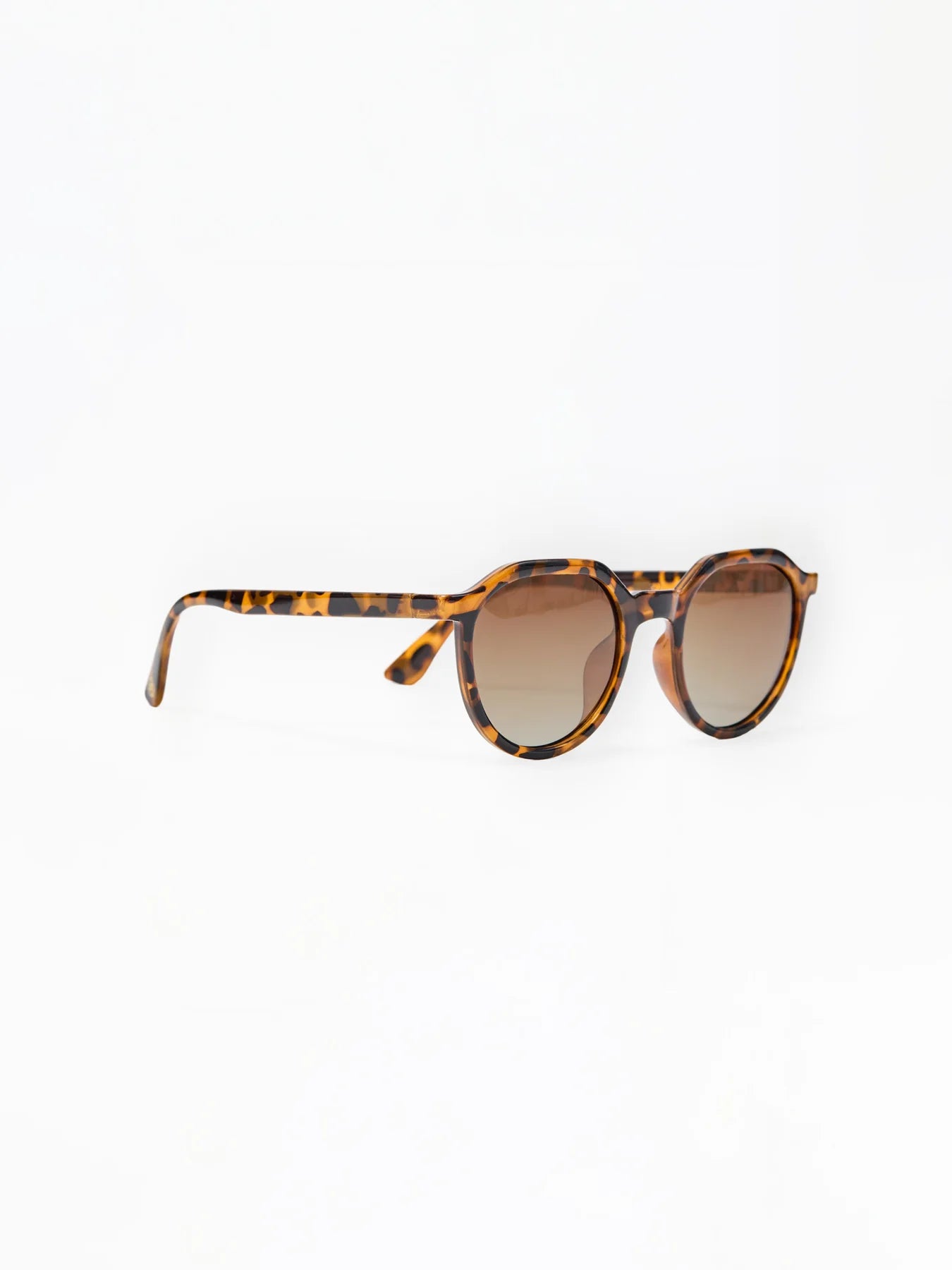 MEREDITH BROWN TORTOISE SUNGLASSES