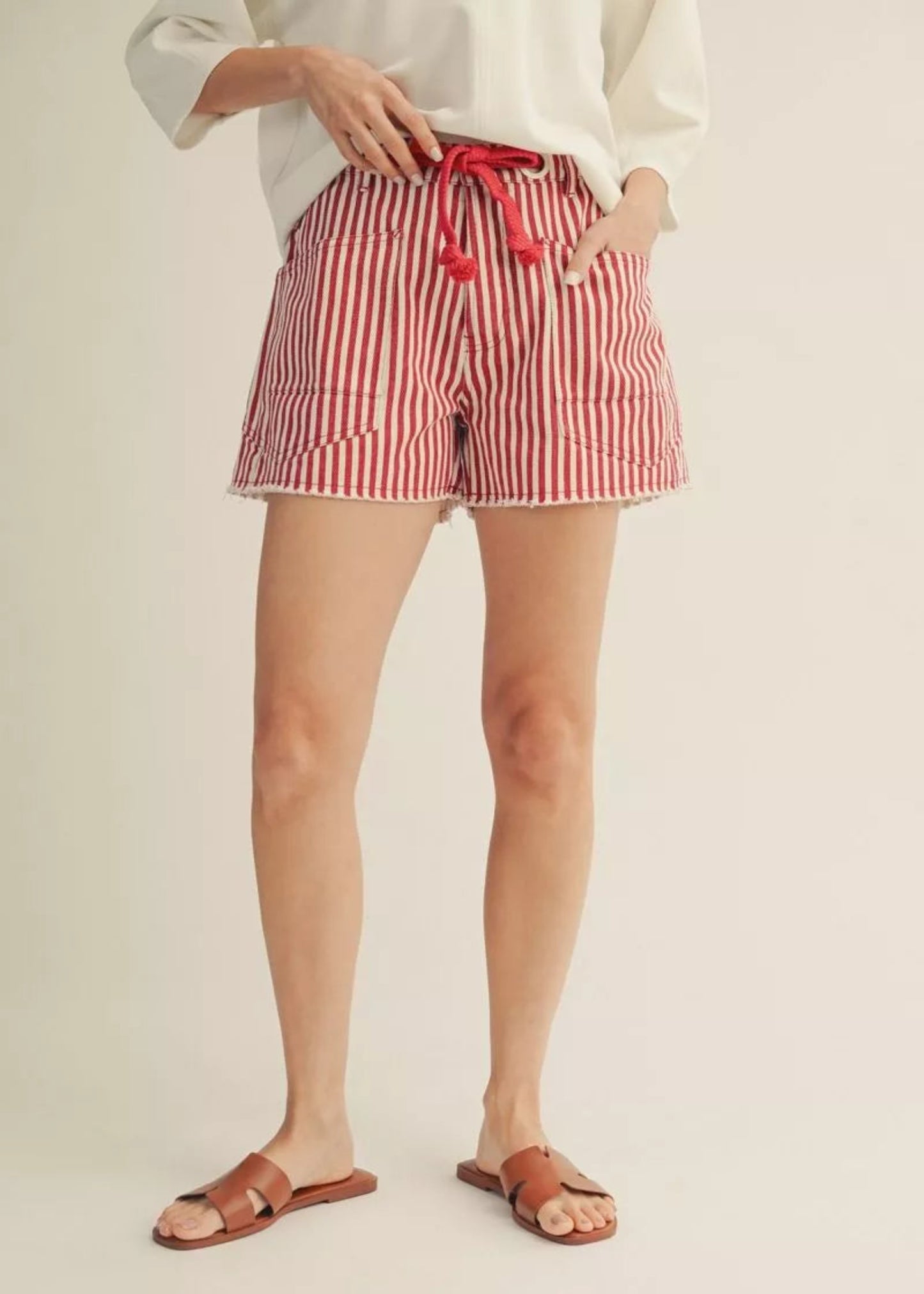 COASTAL STRIPED SHORTS - RED
