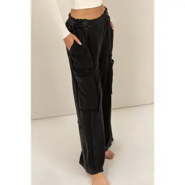 REANA OVERSIZED SWEATPANTS: BLACK