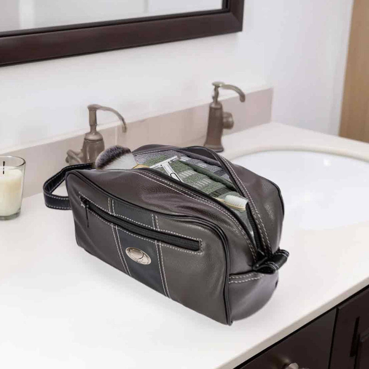 Cotton Boll Men’s Brown Pebble Toiletry Bag
