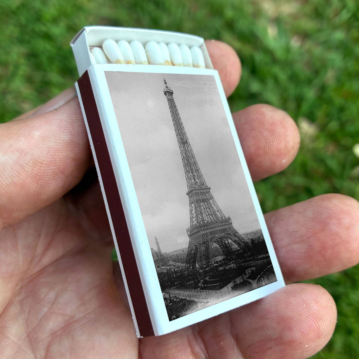 Matches - Eiffel Tower