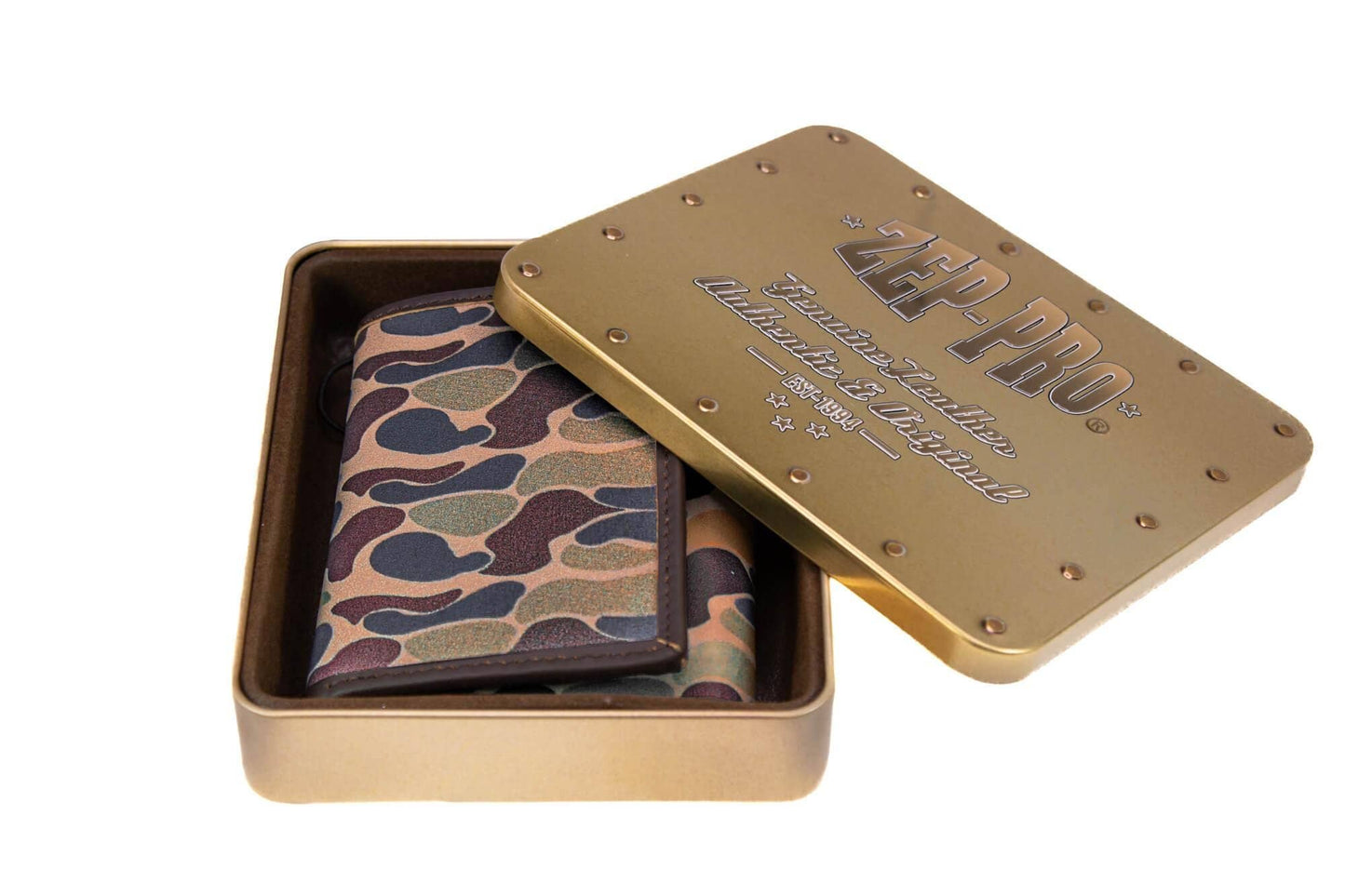 Buck Men's Trifold Old School Camo Leather Wallet.
