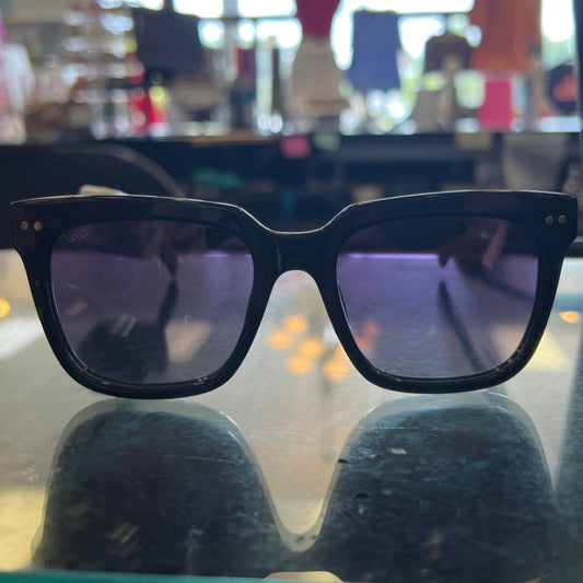 SARAH: 1048 BLACK/GOLD