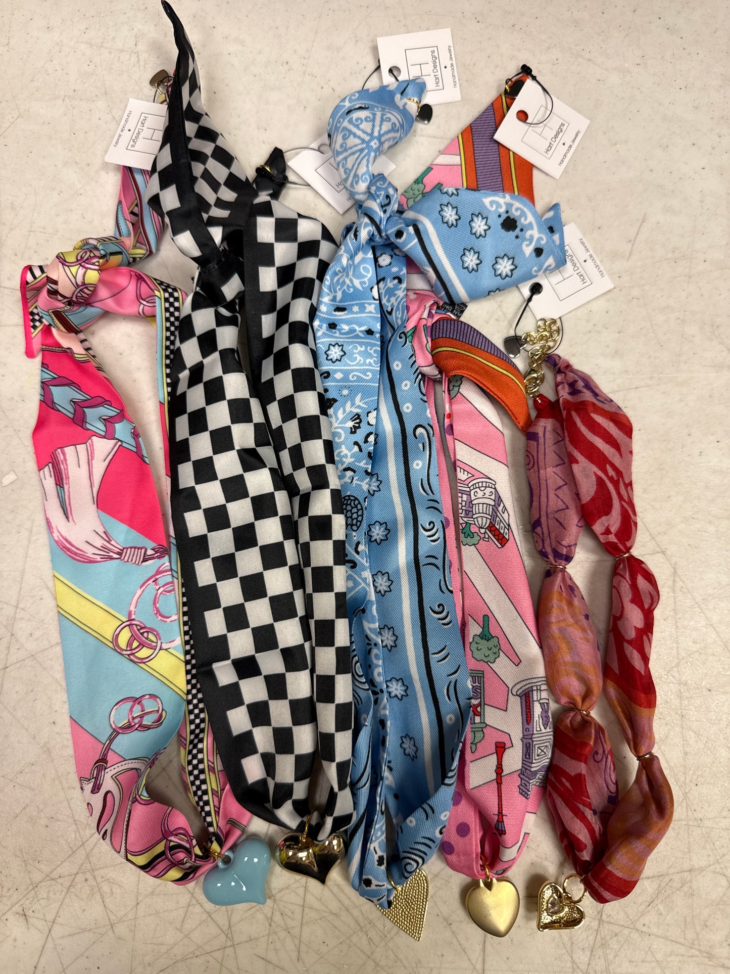 HART DESIGNS $32