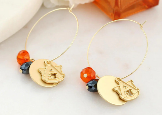 AUBURN MATTE GOLD LOGO HOOP EARRINGS