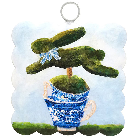 MINI BECK'S - SCALLOP BUNNY TEACUP