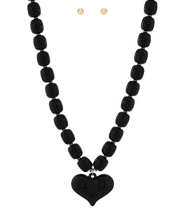 ACRYLIC HEART PENDANT NECKLACE - BLACK