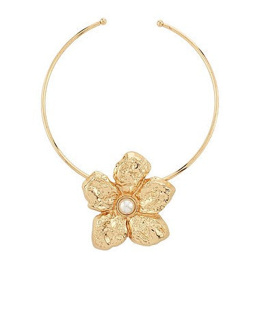 PEARL AND FLOWER PENDANT CHOKER