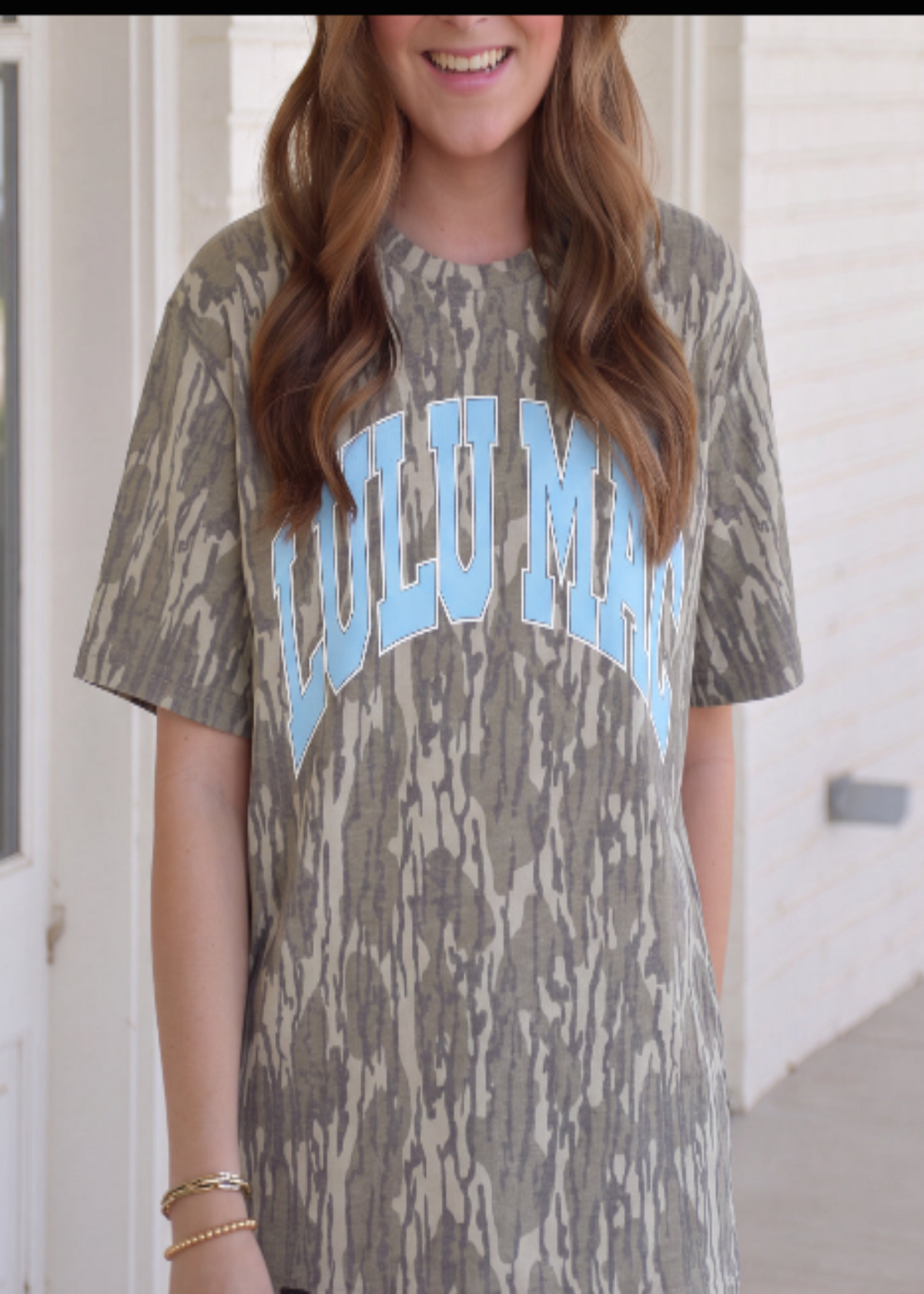 MOSSY OAK BOTTOMLAND TSHIRT - LIGHT BLUE SCRIPT