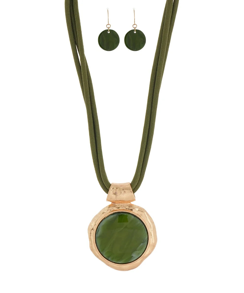 THREE LAYERED CORD MARBLE ROUND STONE NECKLACE - OLIVE