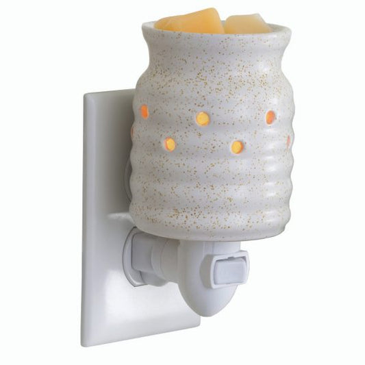 PLUGGABLE FRAGRANCE WARMER FARMHOUSE