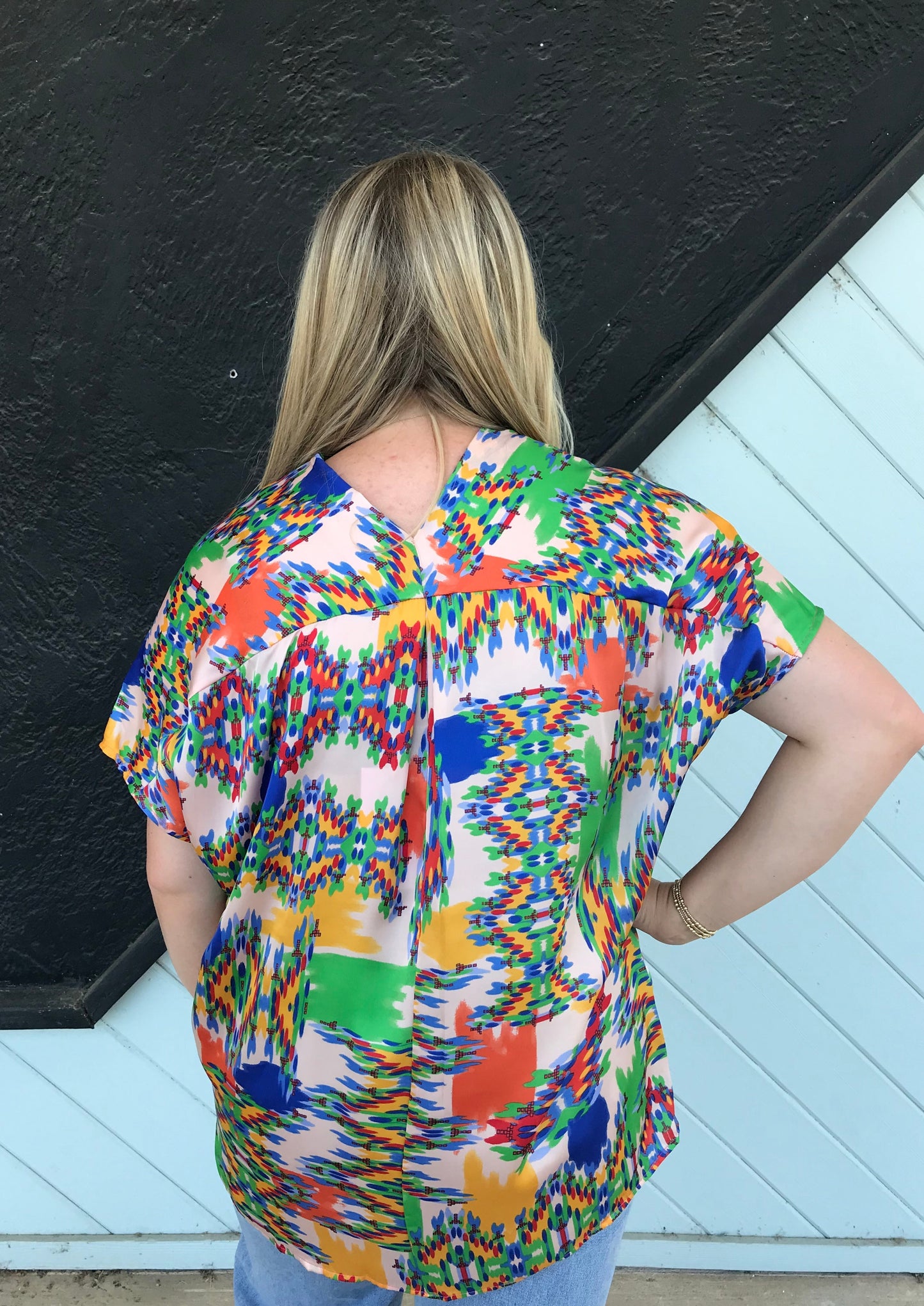 WILLOW V-NECK TOP-SUMMER FIESTA