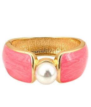 EPOXY & PEARL HINGED BRACELET - PINK/GOLD