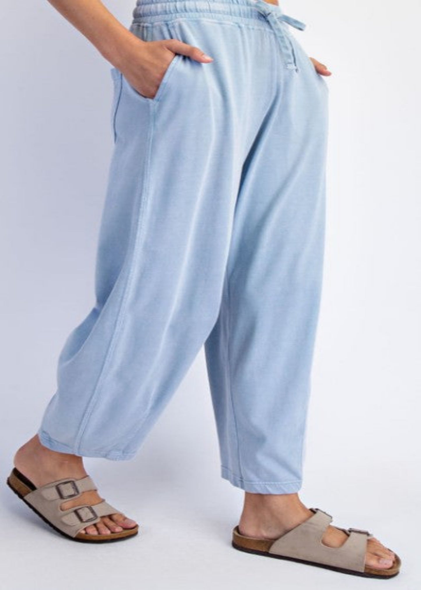 MINERAL WASHED COTTON BARREL PANT