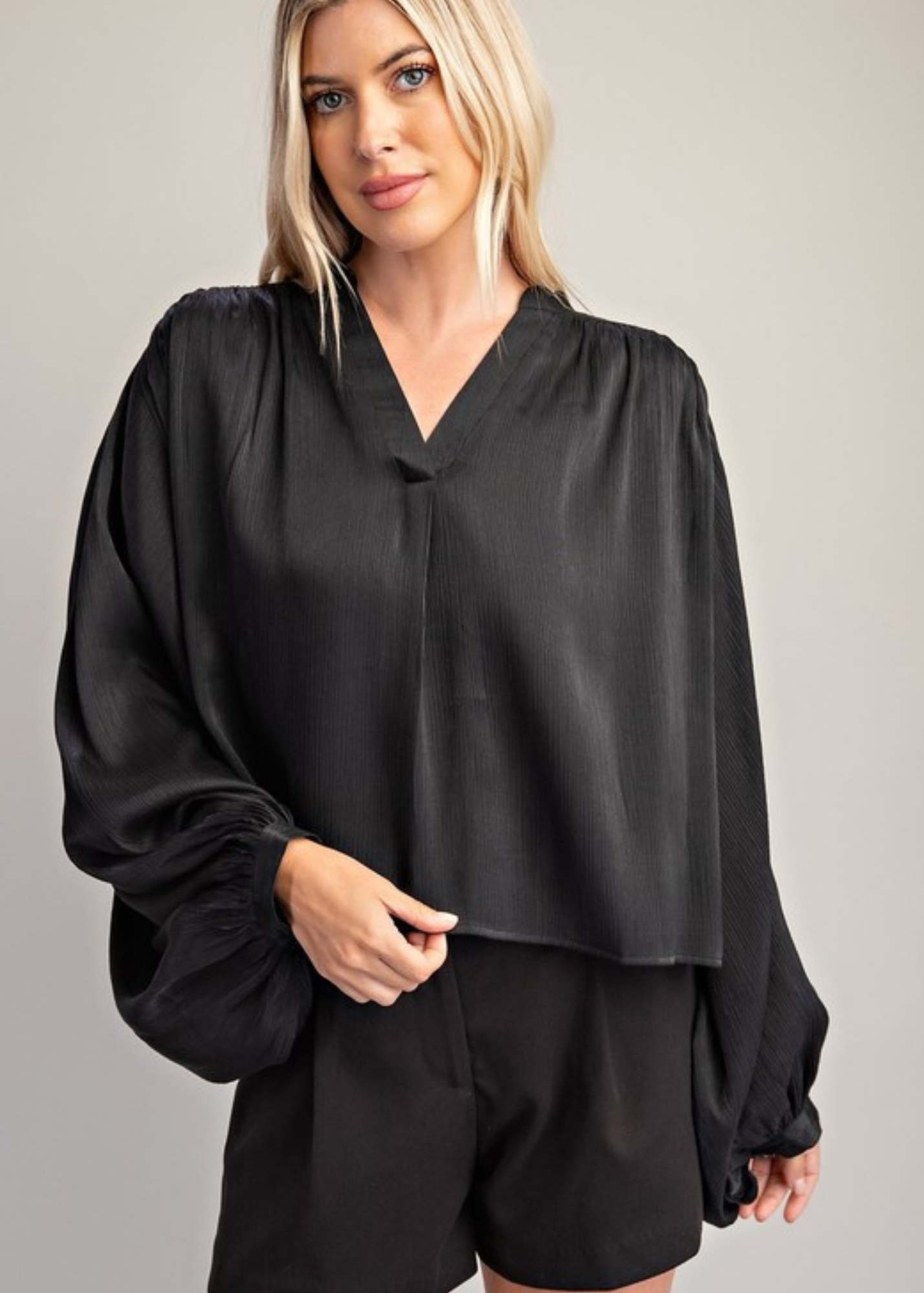 MAGGIE BALLOON SLEEVED BLOUSE-BLACK