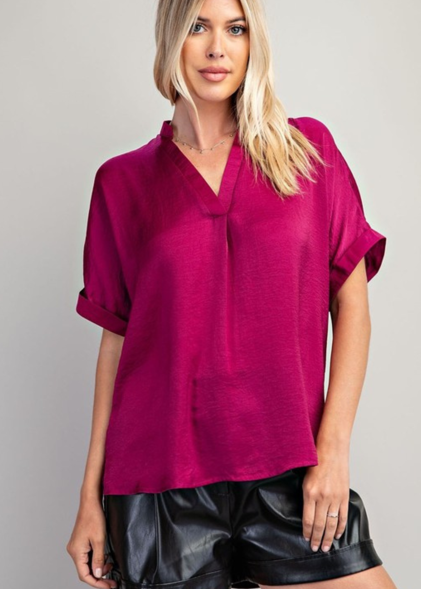 BRAE PLACKET CUFFS SLEEVE TOP-PLUM