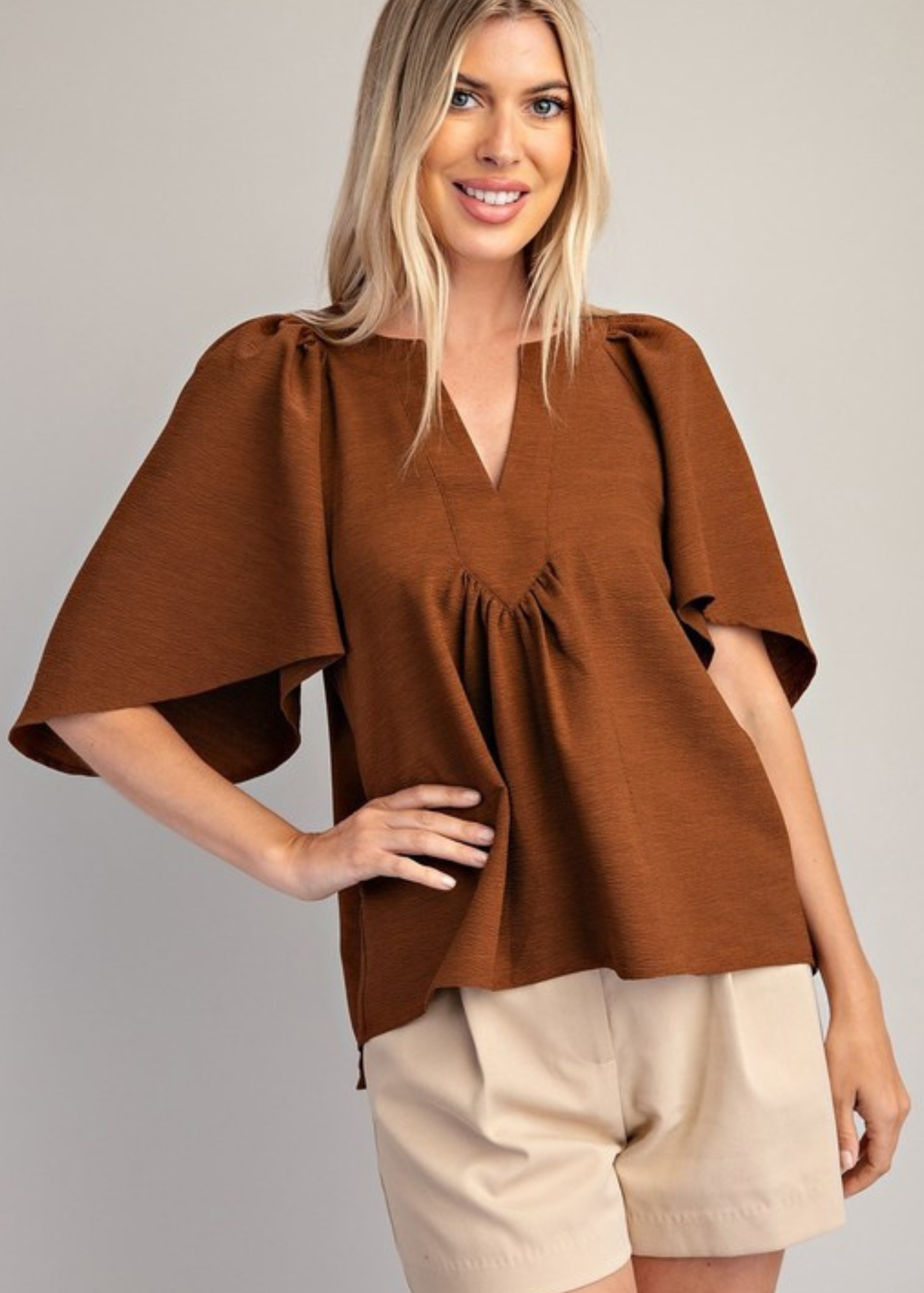 CORA V-NECK PLACKET RUFFLE SLEEVE TOP-BROWN