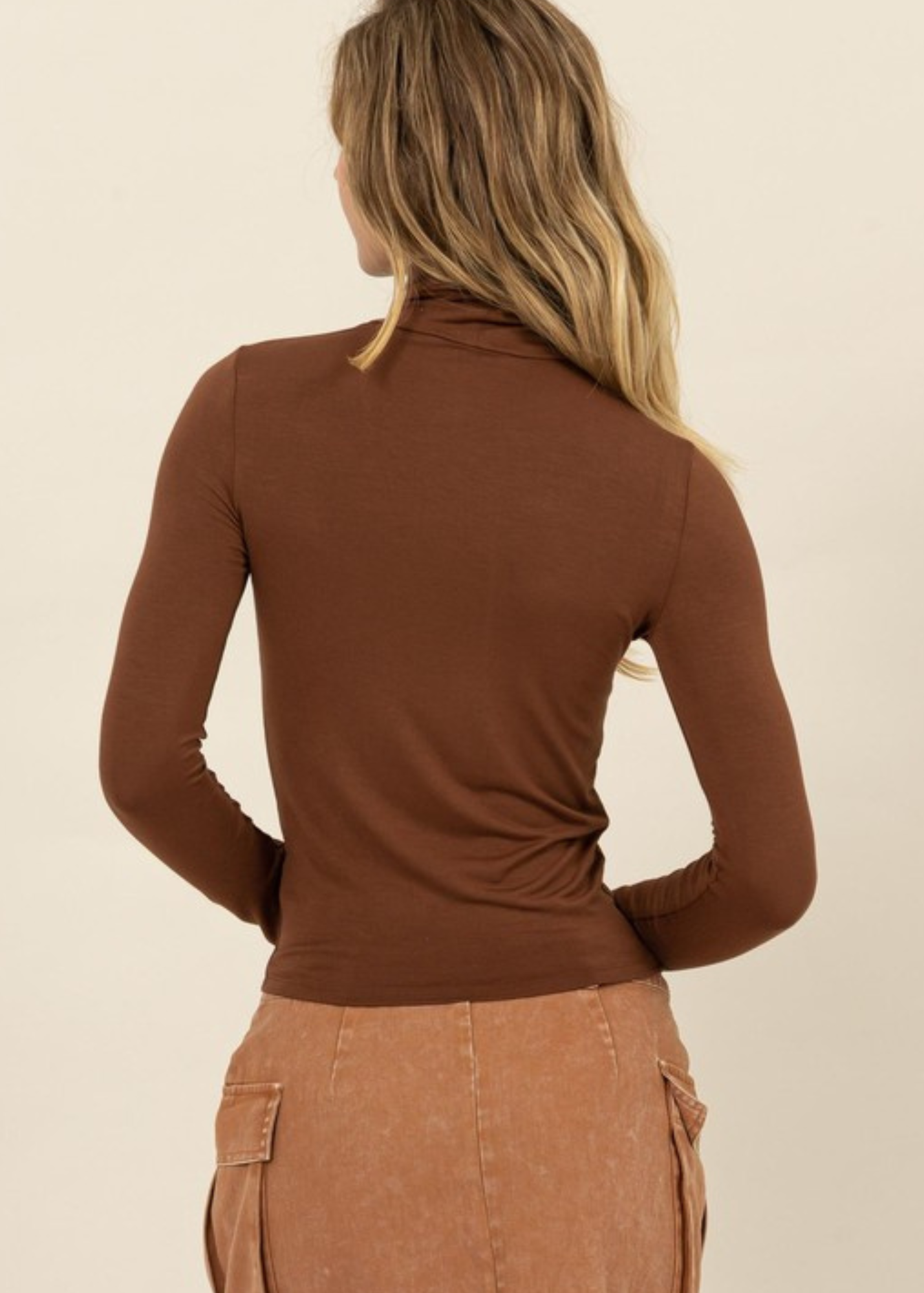 SADIE SLIM FIT TURTLENECK LONG SLEEVE TOP-CHESTNUT